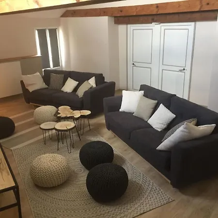 8 A 14 Personnes En Champagne Avec Jacuzzi * Cramant